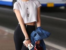 开云体育中国-燃爆全场！莫兰特率76人火力全开，一波流击溃吉林