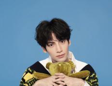 开云下载-撕裂长空！杰伦格林全能爆发 步行者关键战破壁骑士