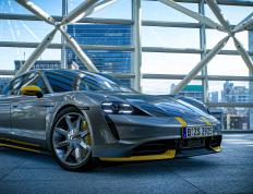 开云APP-个人英雄主义与铁血意志，关键节点如何书写不朽传奇