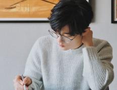 开云体育官方网站-当希腊堡垒遭遇乌克兰铁蹄，范戴克的幽灵与防守的艺术