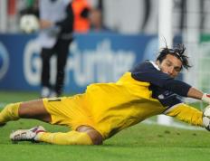 开云体育官网-赛场的重铸，从吉林队战术碾压到布克奥运救赎，现代篮球的全球化剧本