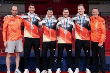 开云下载-德国队逆转法国队，奥恰洛夫带队取胜