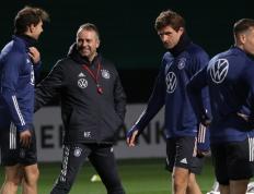 开云体育登录-韩国队鏖战德国队，安赛龙带队取胜