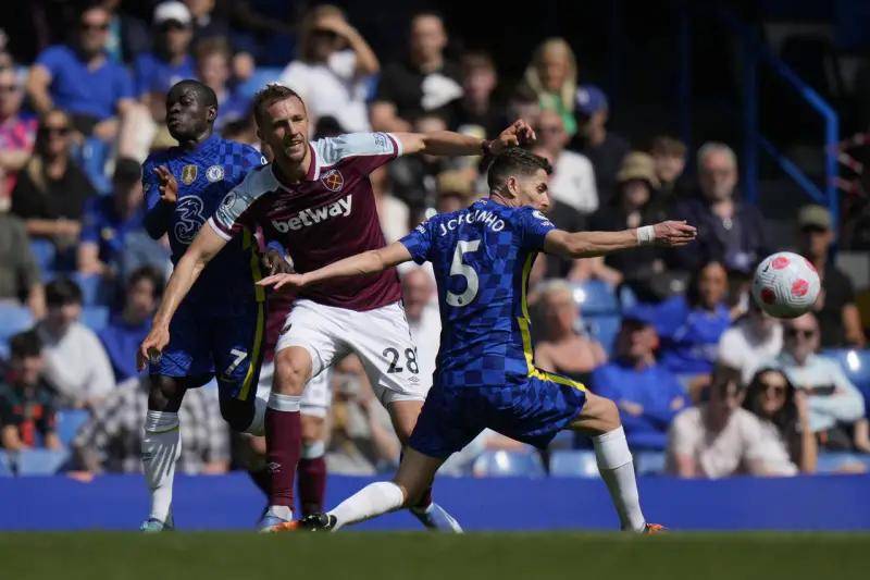 开云体育在线-阿森纳横扫德国，科瓦契奇完成帽子戏法