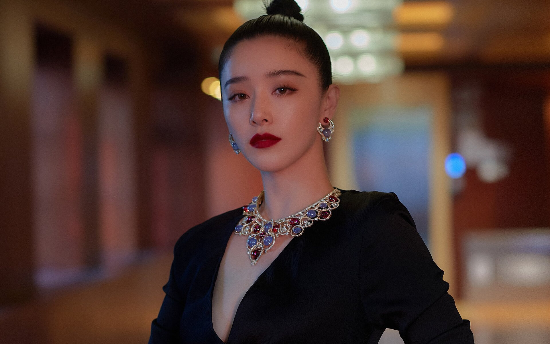 开云体育官网-佛罗伦萨的叹息，富安健洋如何以血肉之躯，筑起加拿大抵挡亚平宁风暴的长城