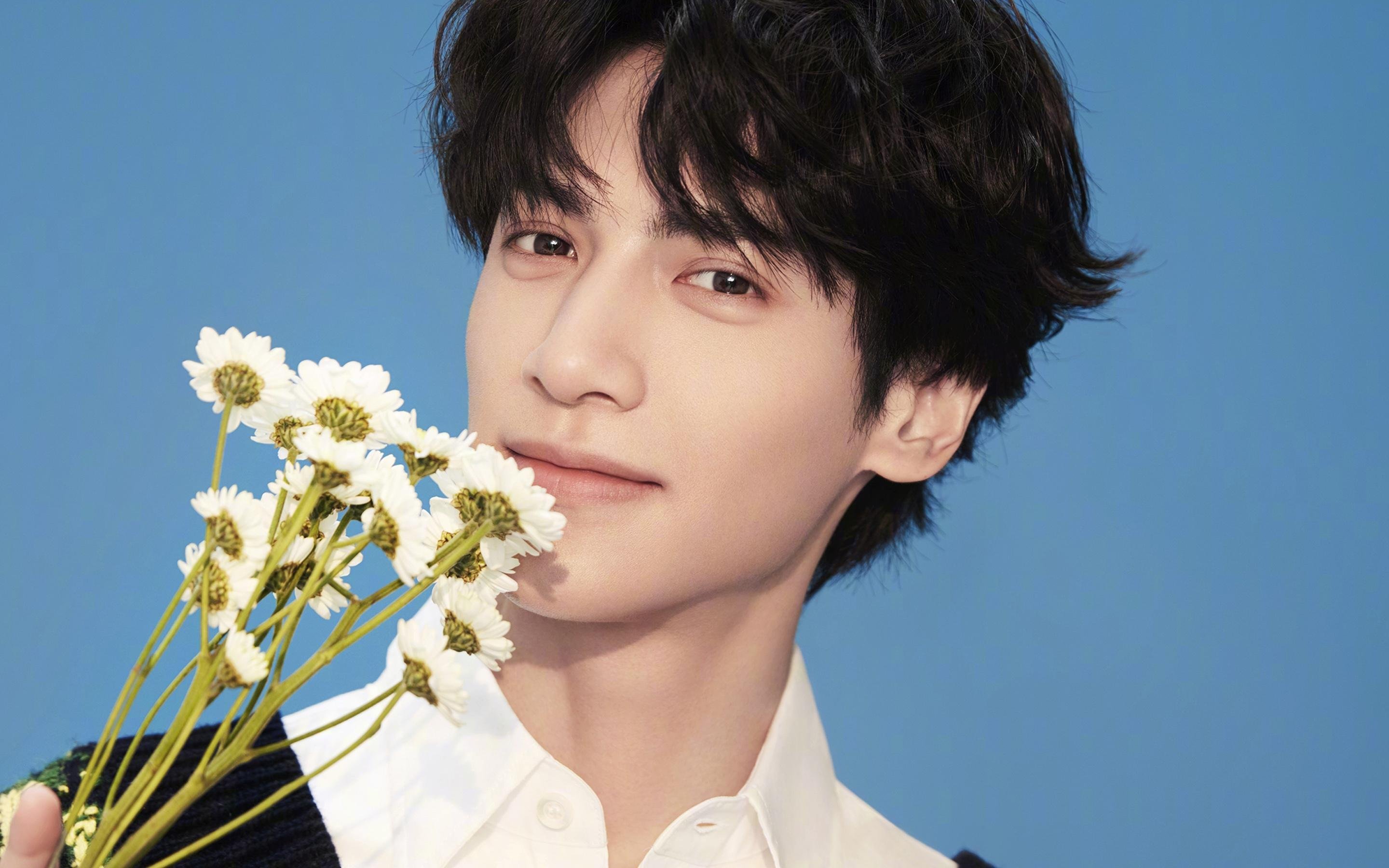 开云体育登录-塔图姆存在感拉满与快船淘汰山西队，篮球世界的双重奏