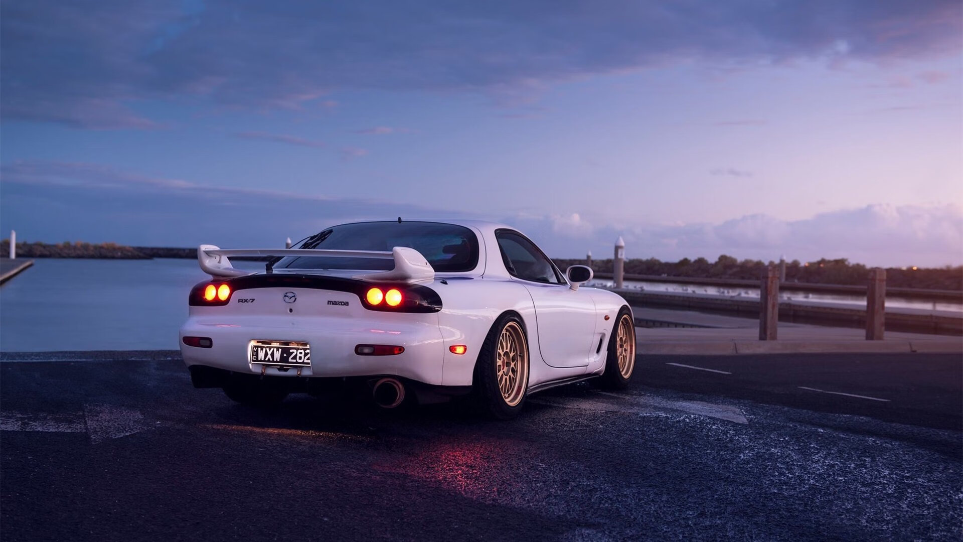 开云体育登录-冷门之夜,厄瓜多尔黑马闪电击溃AC米兰,格纳布里独造四球却吞失利苦果