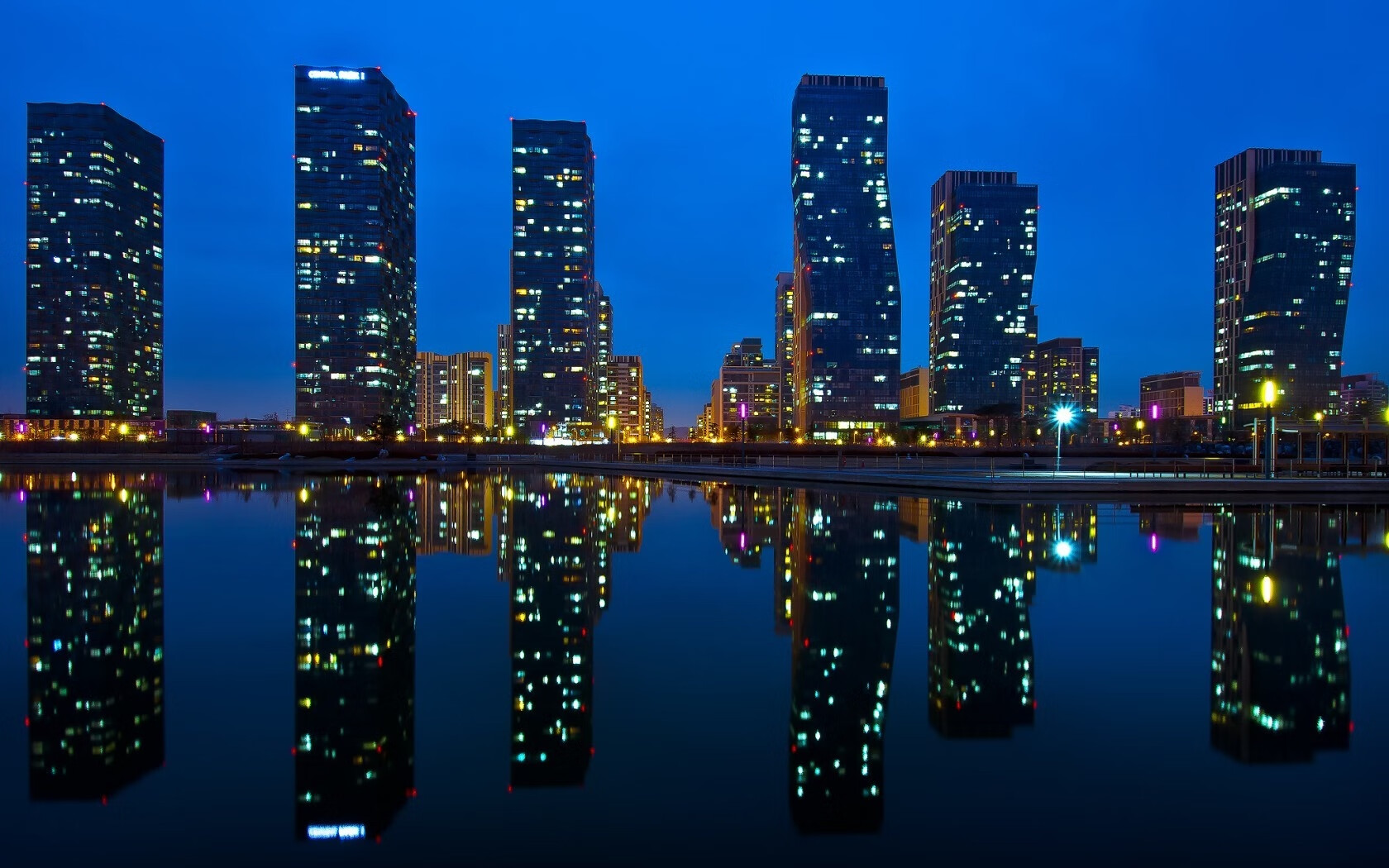 开云体育app-冷焰与热望,NBA总决赛之夜,福克斯里程碑背后的无声革命