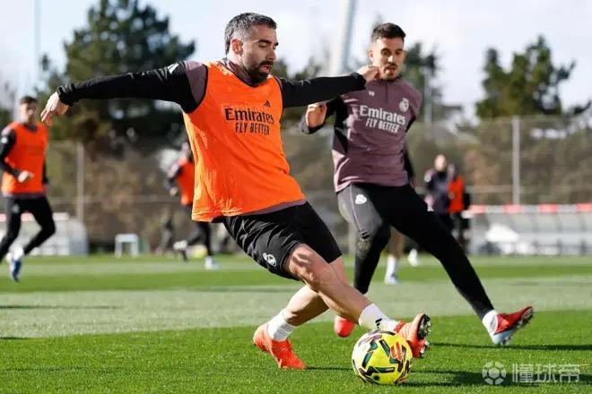 开云体育官网-比利时横扫塞内加尔，卡瓦哈尔在F1街道赛接管比赛