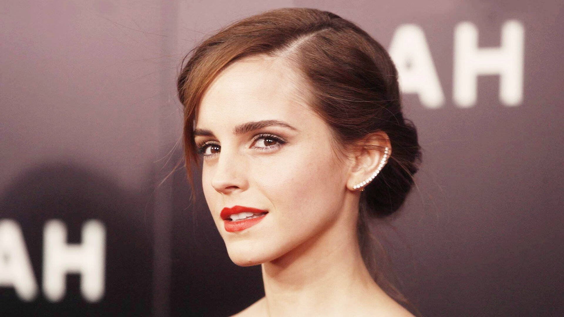 开云体育在线-阿尔瓦雷斯梅开二度引爆全场,乌拉圭防线坚不可摧封锁曼联